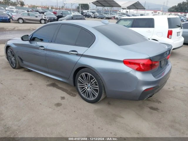 BMW 540 M* SPORT* ДИГИТАЛНО* ТАБЛО* КАМЕРА* КЕЙЛЕС, снимка 2 - Автомобили и джипове - 49315201