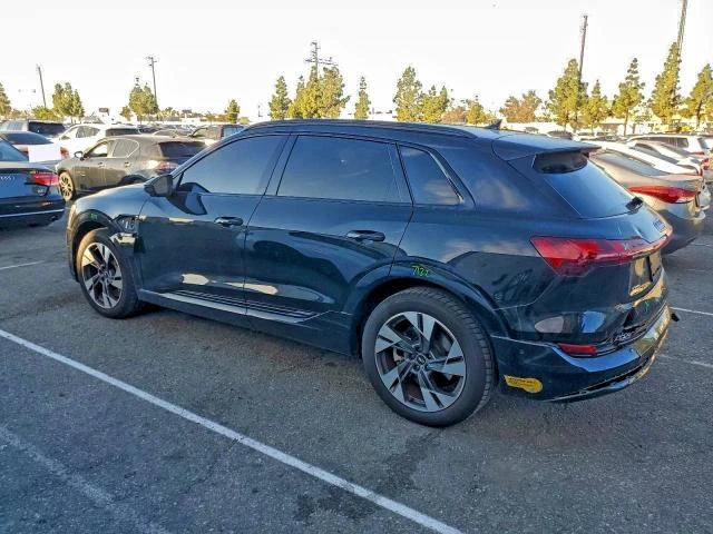 Audi E-Tron Premium Quattro, снимка 2 - Автомобили и джипове - 53838301