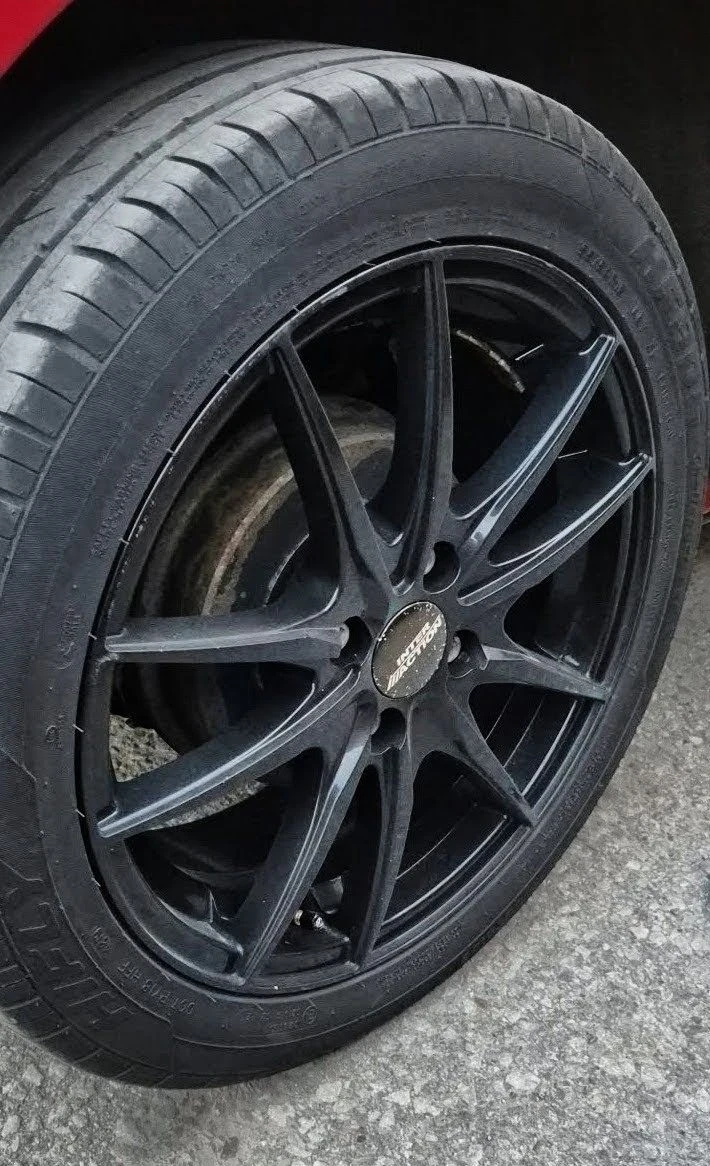 Toyota Yaris, снимка 9 - Автомобили и джипове - 56086327