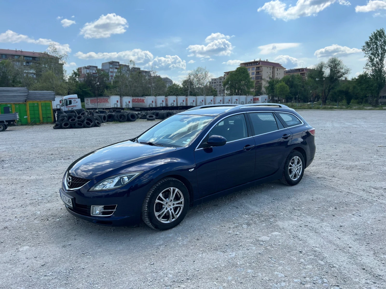 Mazda 6 2.2 CD - изображение 2