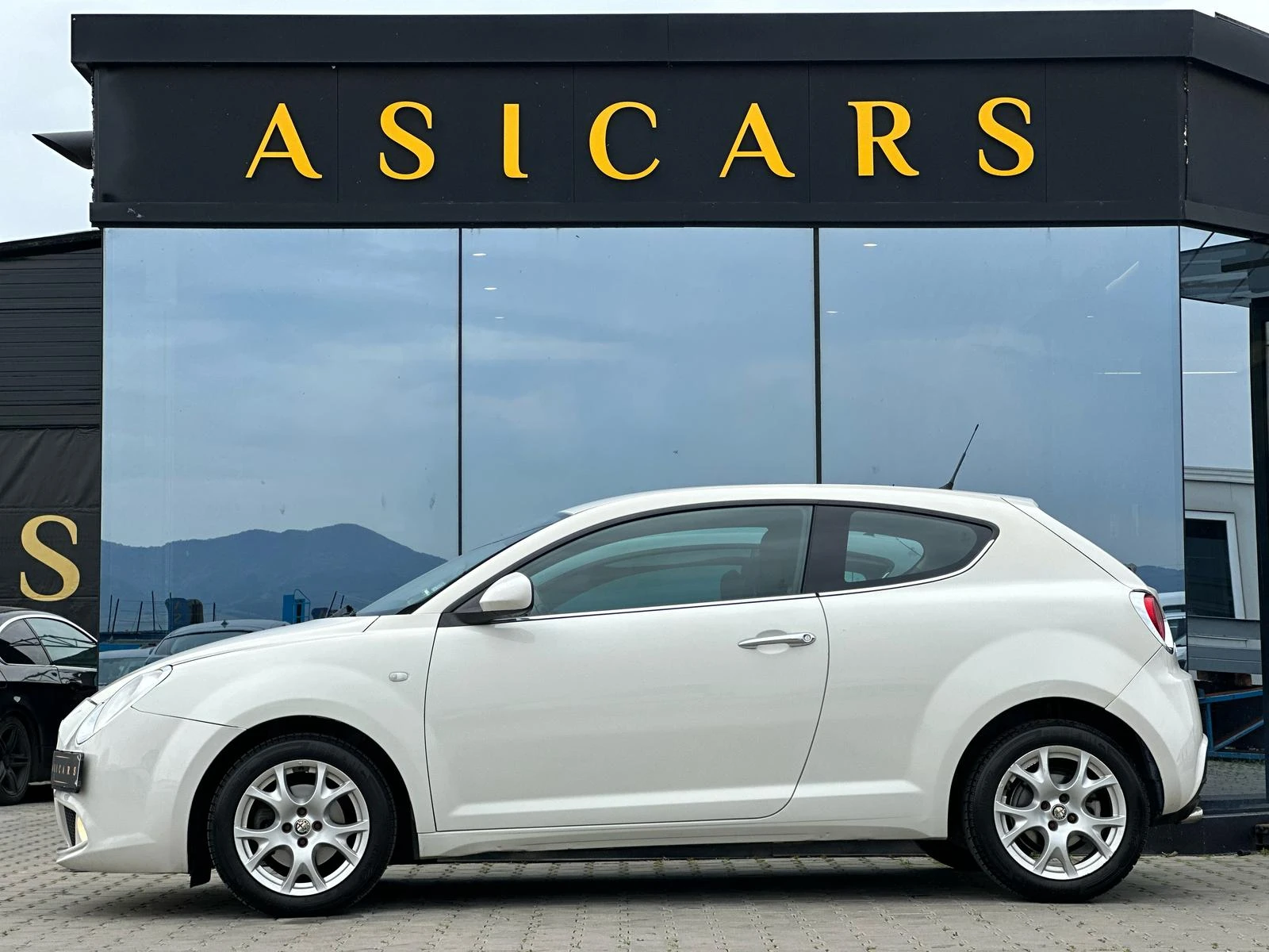 Alfa Romeo MiTo / 1.3D / 95 HP / EURO 5 / РЕГИСТРИРАНА / - изображение 2