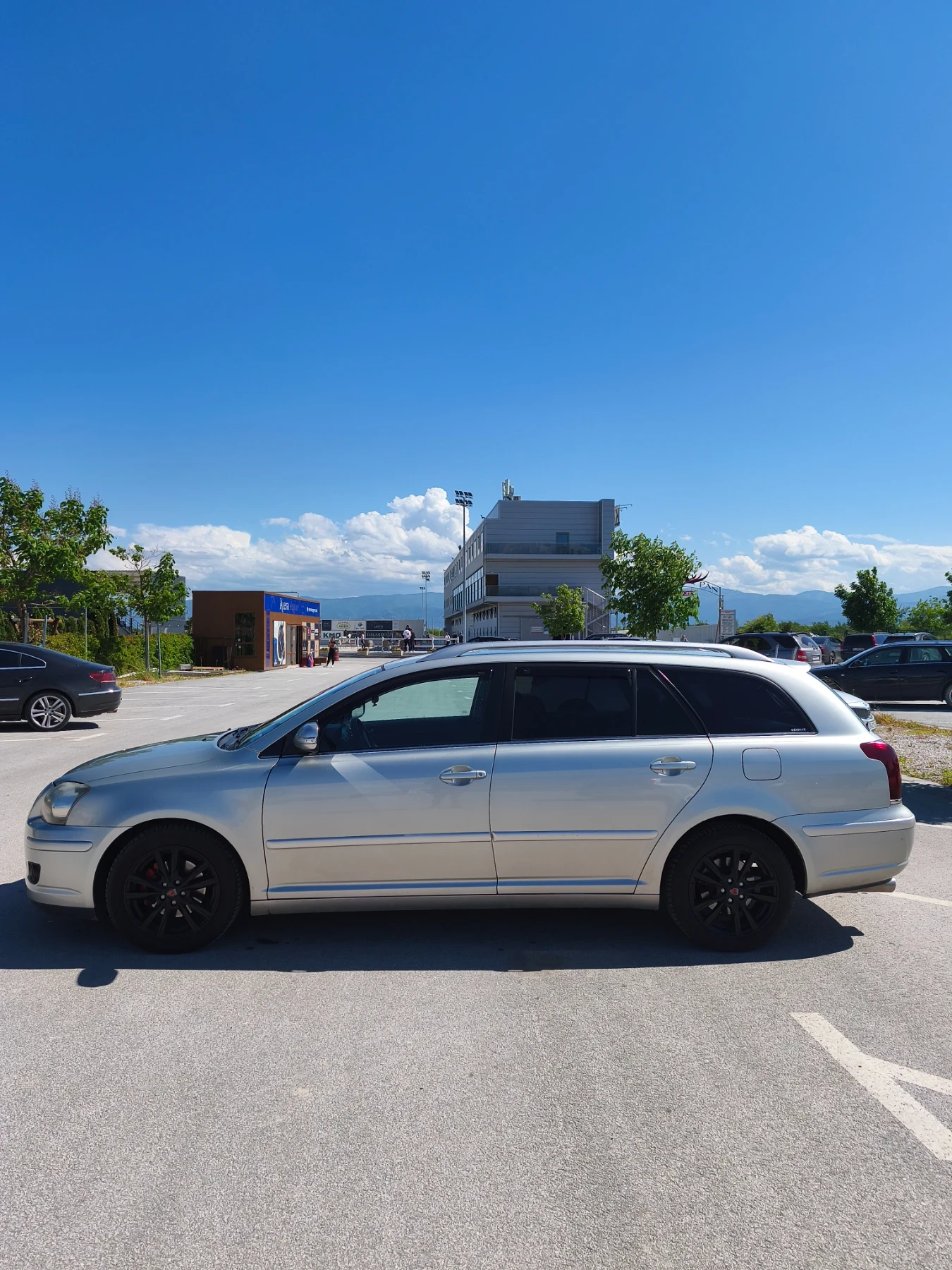 Toyota Avensis 1.8 Газ/Бензин Фейслифт - изображение 3