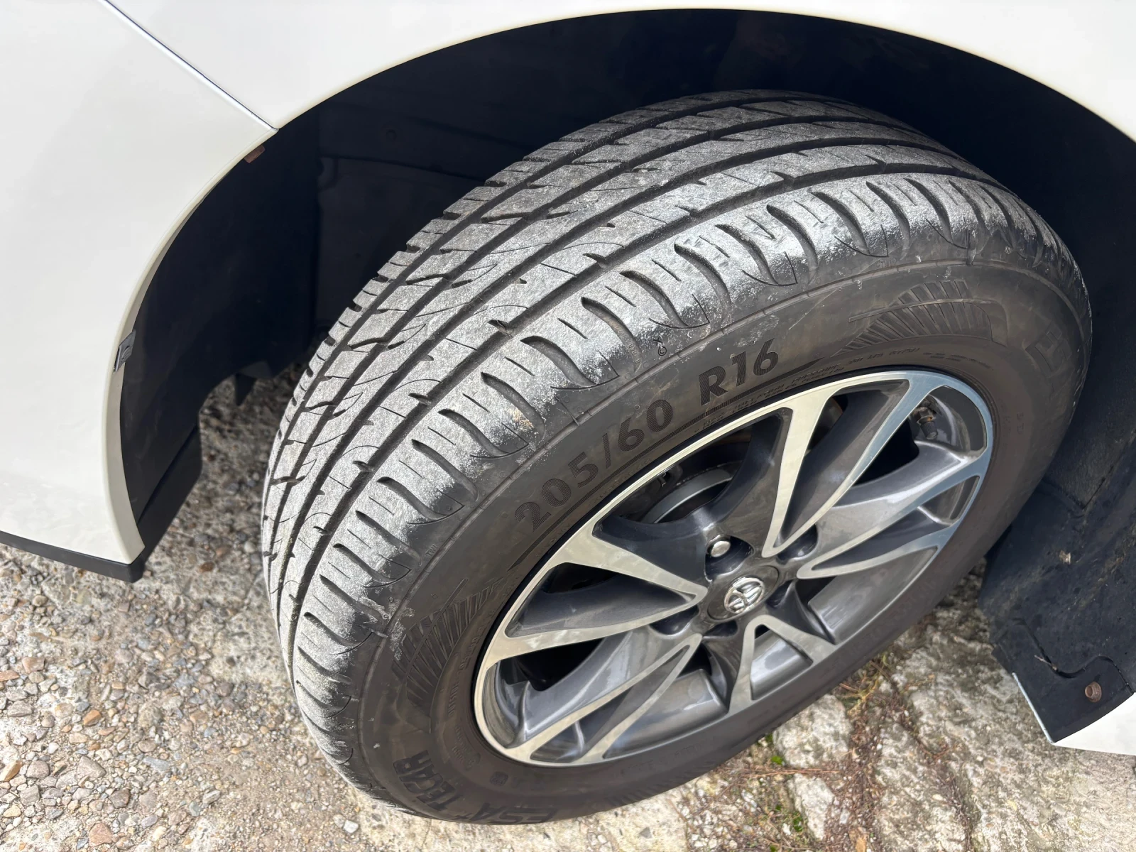 Toyota Verso 1.8i AVTOMAT FACE SWISS | Mobile.bg   16