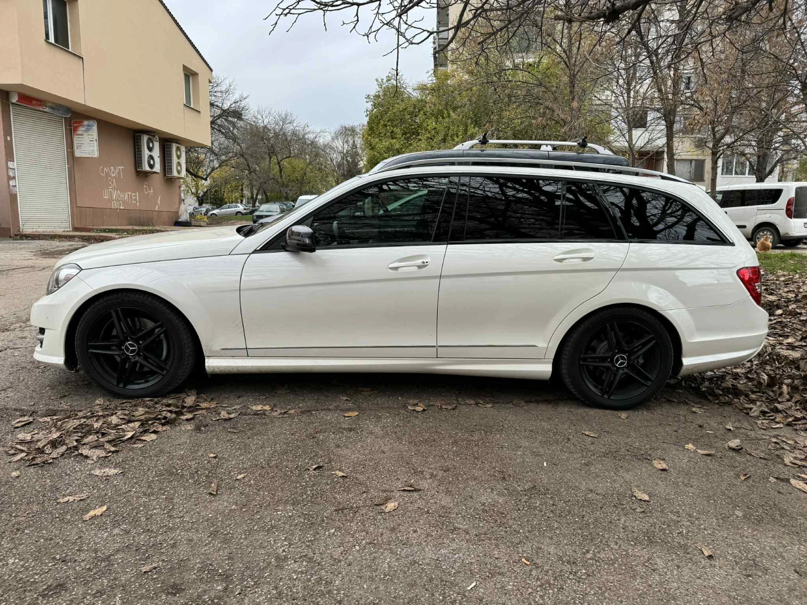 Mercedes-Benz C 250 4 Matic * Carplay *   | Mobile.bg   3