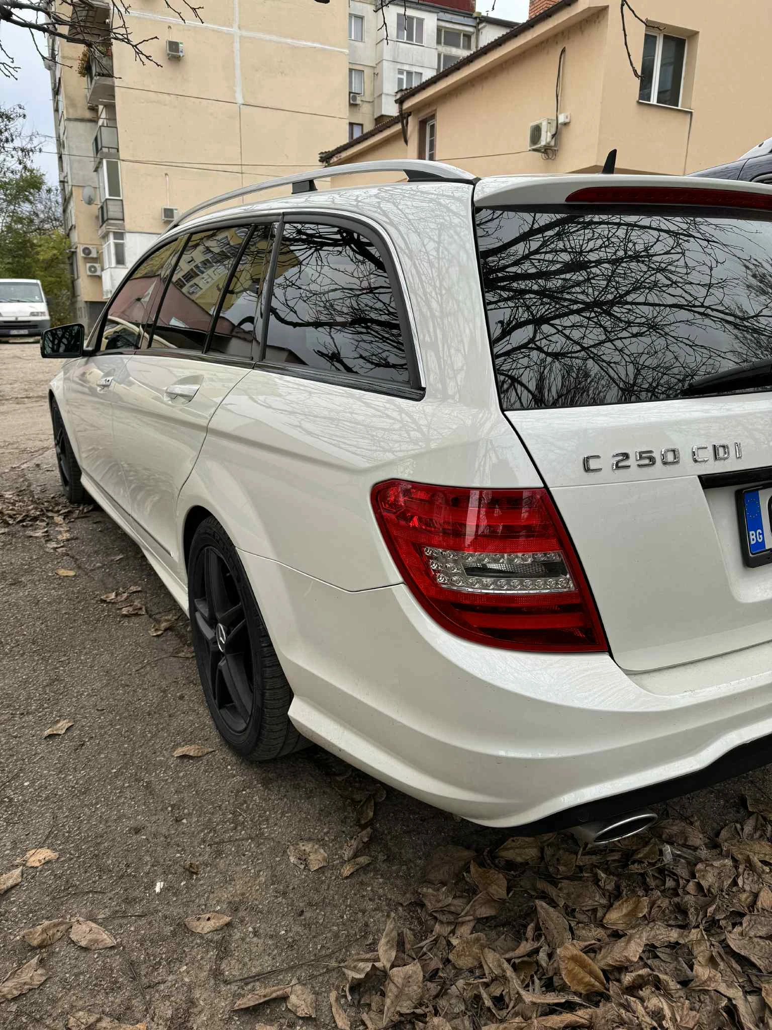 Mercedes-Benz C 250 4 Matic * Carplay *   | Mobile.bg   5