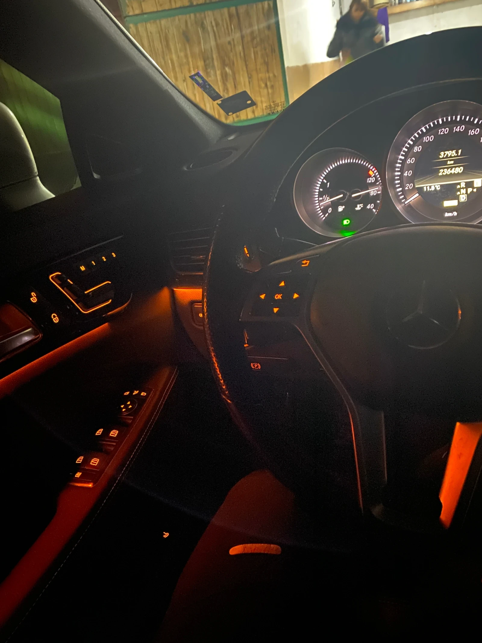 Mercedes-Benz CLS 350 350CDI, снимка 17 - Автомобили и джипове - 53762721