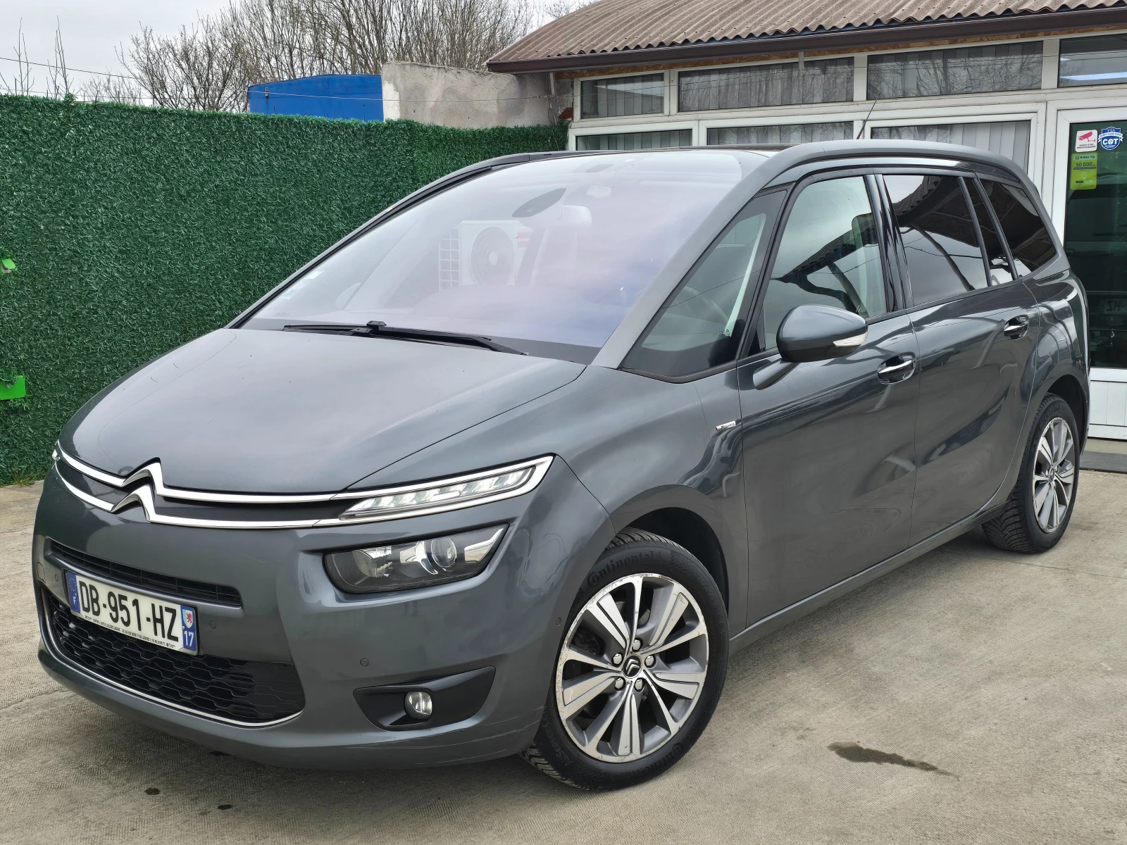Citroen Grand C4 Picasso 2.0HDI * 150к.с * 7 места * EXCLUSIVE 