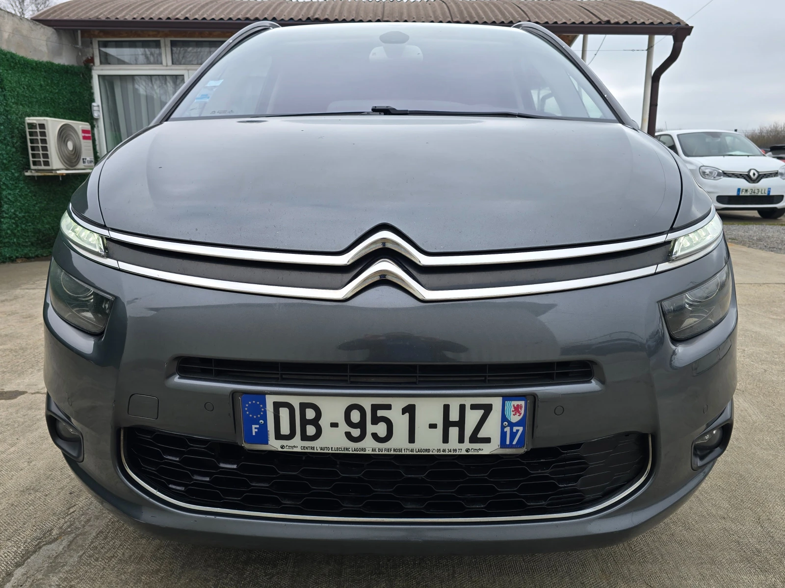 Citroen Grand C4 Picasso 2.0HDI * 150к.с * 7 места * EXCLUSIVE , снимка 8 - Автомобили и джипове - 53809281