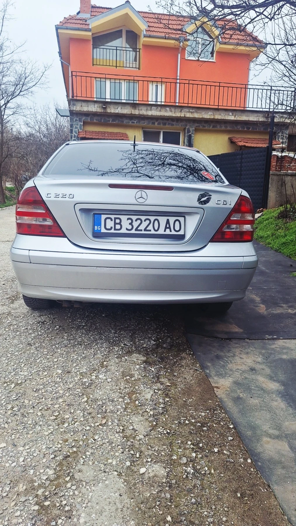 Mercedes-Benz C 220 Седан, снимка 3 - Автомобили и джипове - 54039297