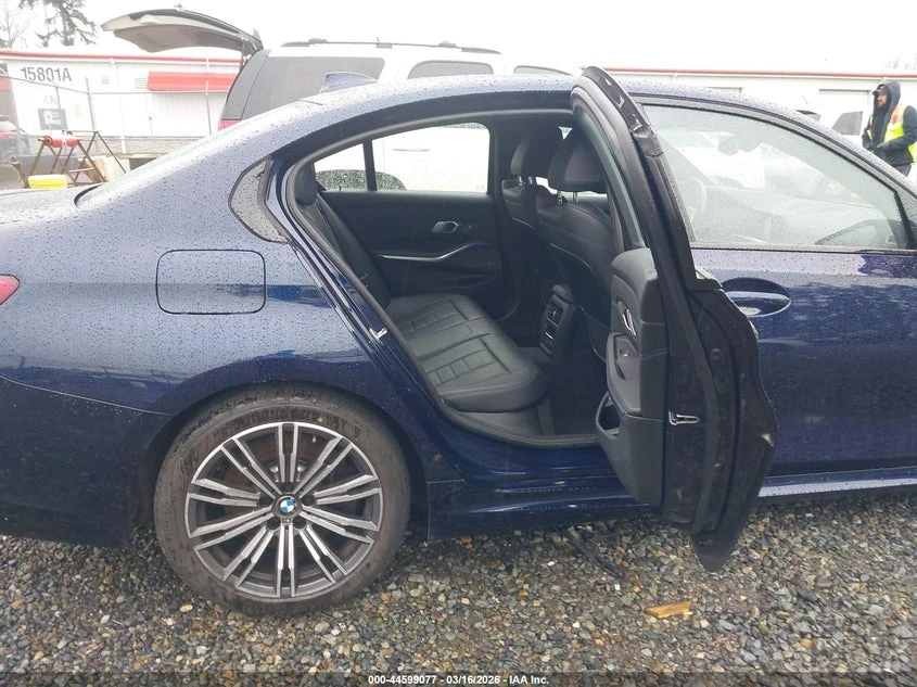 BMW M3 3.0l 40I 40I xDrive, снимка 8 - Автомобили и джипове - 54071514