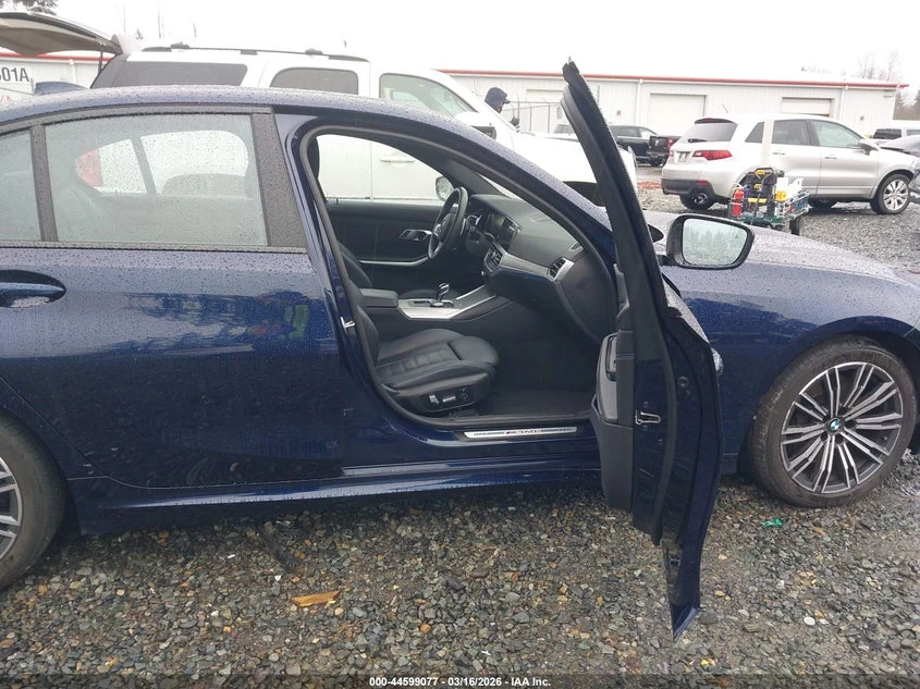 BMW M3 3.0l 40I 40I xDrive, снимка 5 - Автомобили и джипове - 54071514