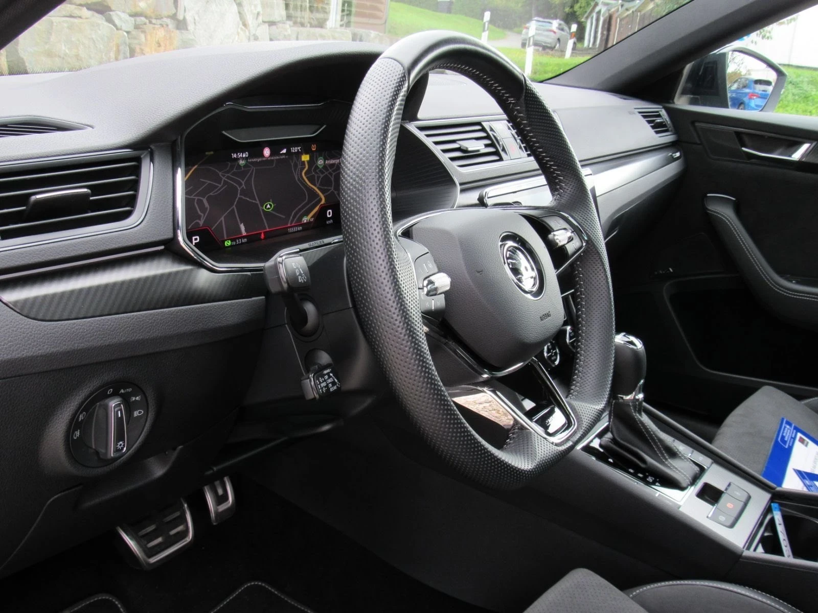 Skoda Superb Sport line, снимка 16 - Автомобили и джипове - 54607200