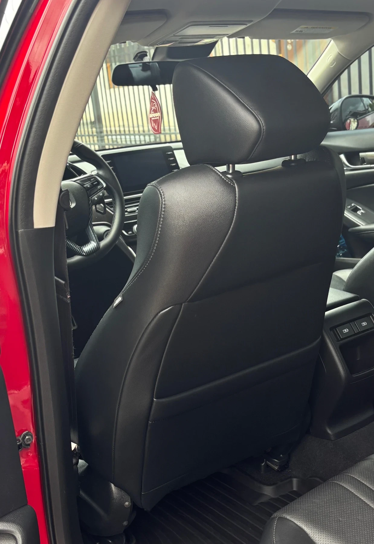 Honda Accord Sport Special Edition 1.5 Turbo, снимка 17 - Автомобили и джипове - 54762024