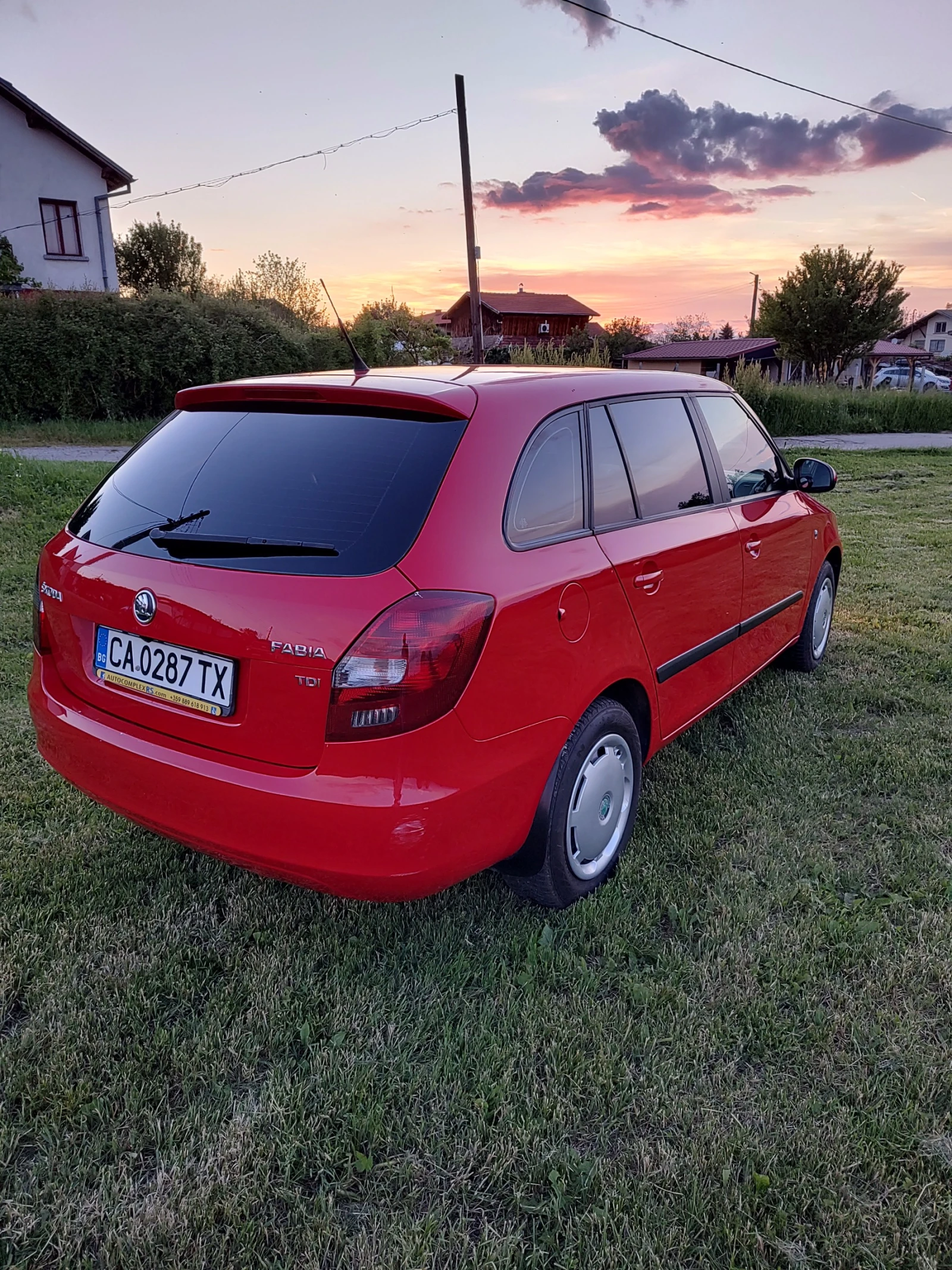 Skoda Fabia 1.6 TDI Combi, снимка 3 - Автомобили и джипове - 54778388