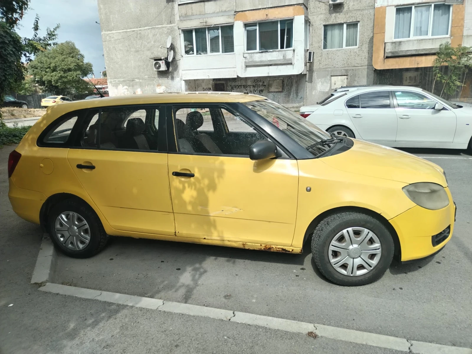 Skoda Fabia, снимка 5 - Автомобили и джипове - 55667647