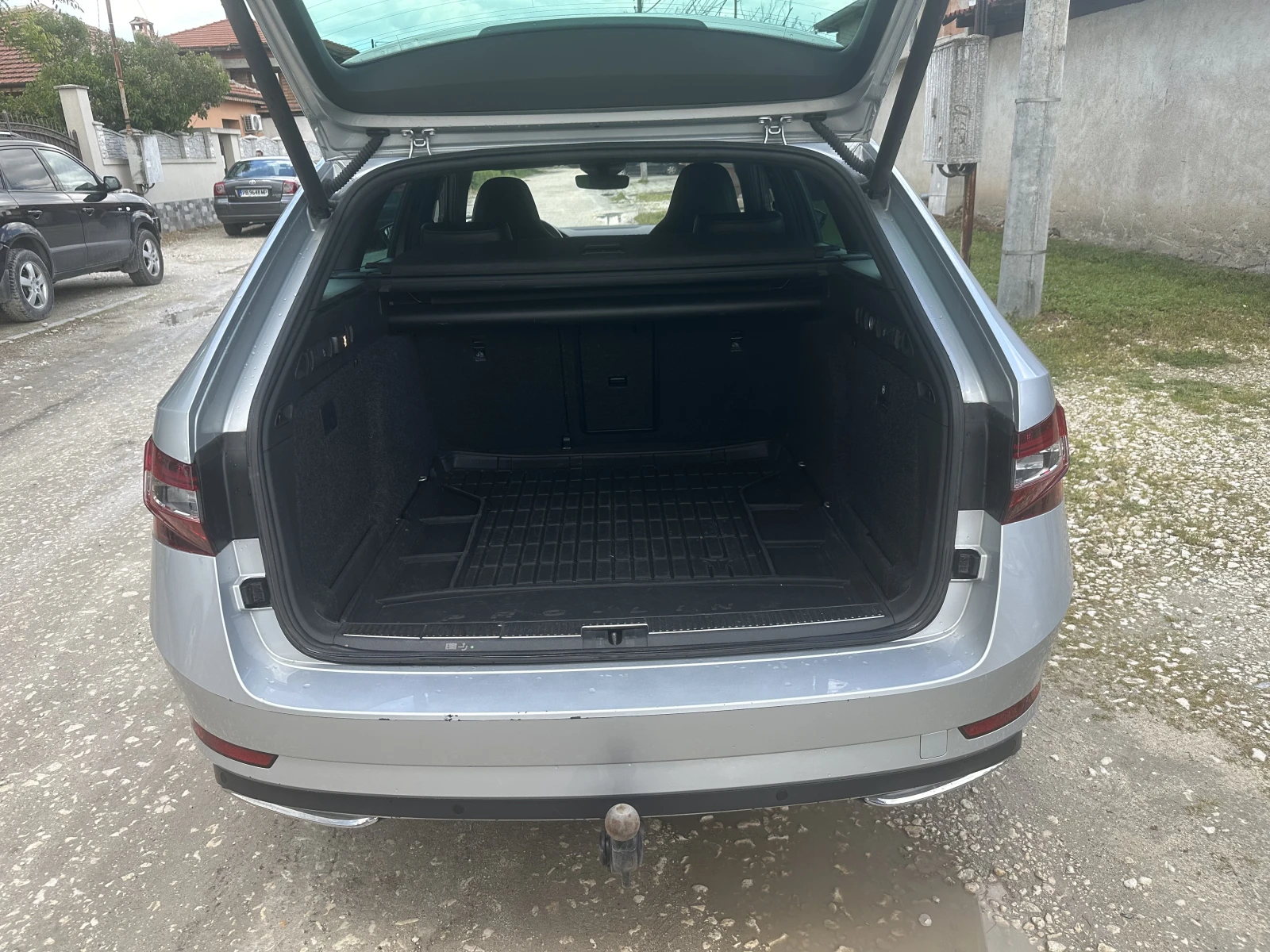 Skoda Superb SPORTLINE 2.0 TDI 190hp DSG | CANTON | Columbus | , снимка 13 - Автомобили и джипове - 55897715