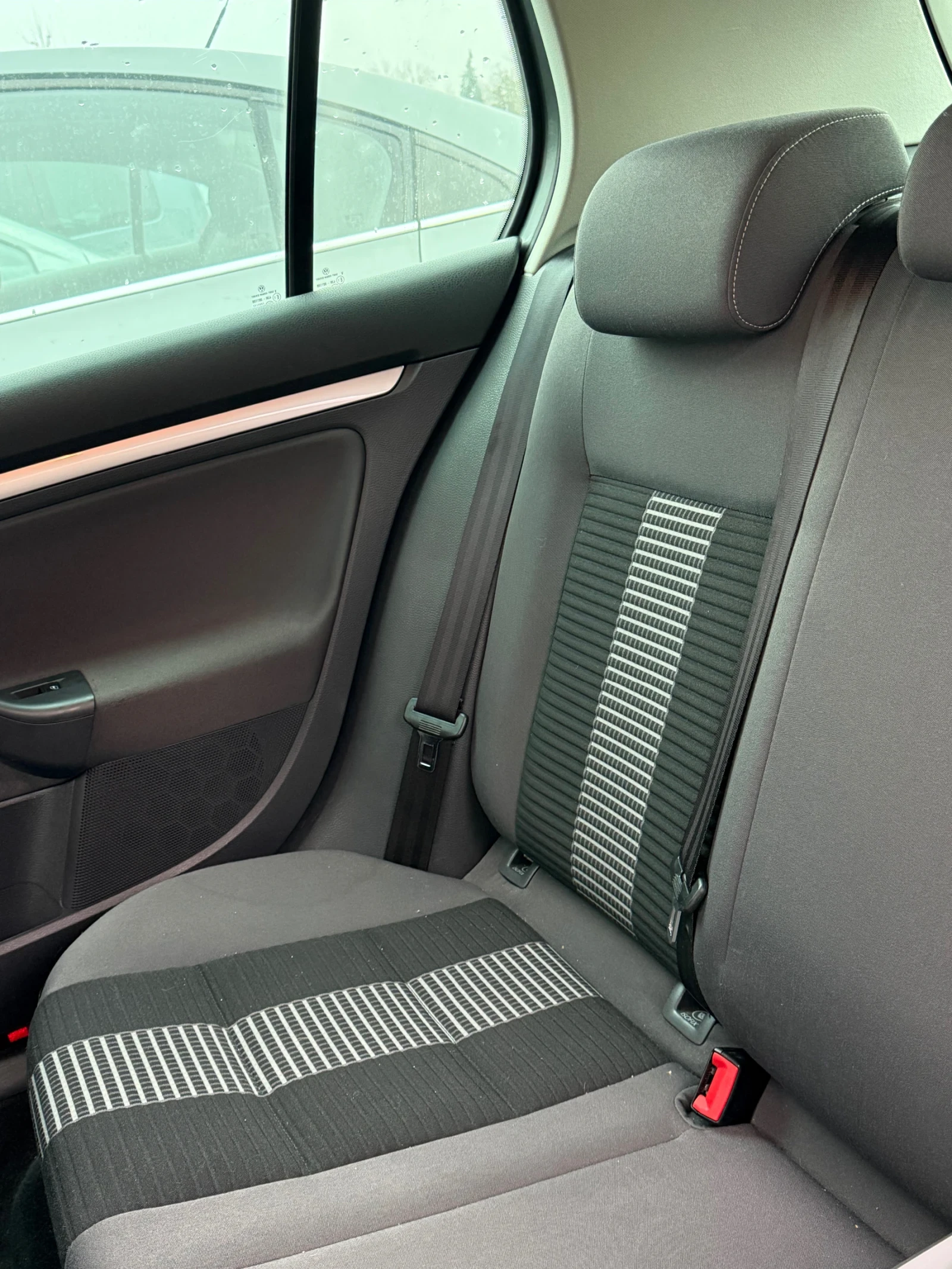 VW Golf, снимка 6 - Автомобили и джипове - 55979048