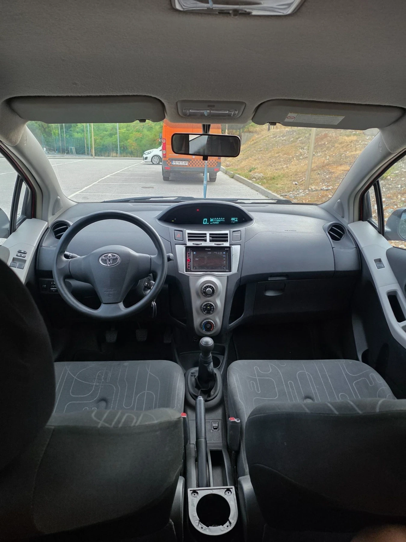 Toyota Yaris, снимка 5 - Автомобили и джипове - 56086327
