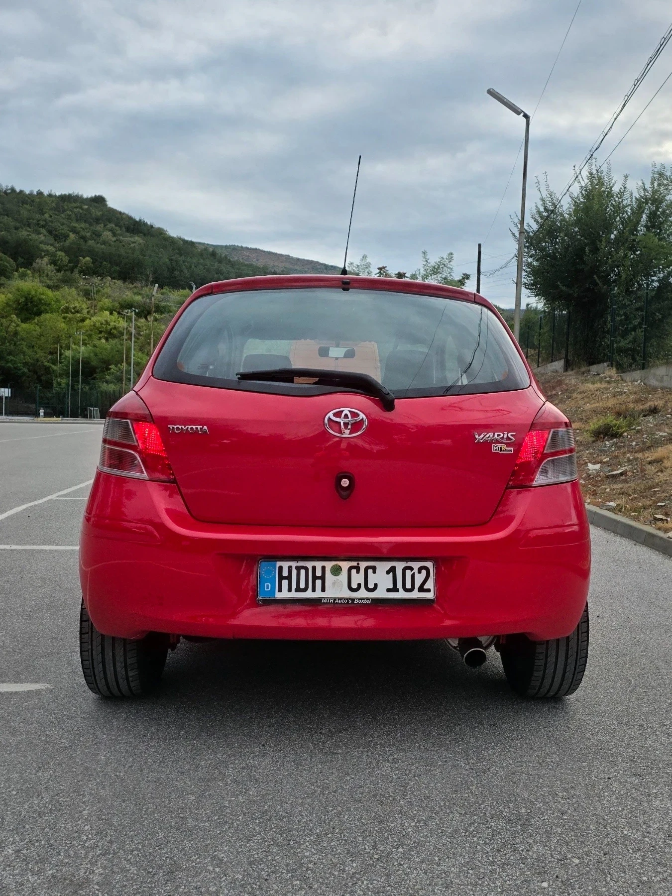 Toyota Yaris, снимка 2 - Автомобили и джипове - 56086327