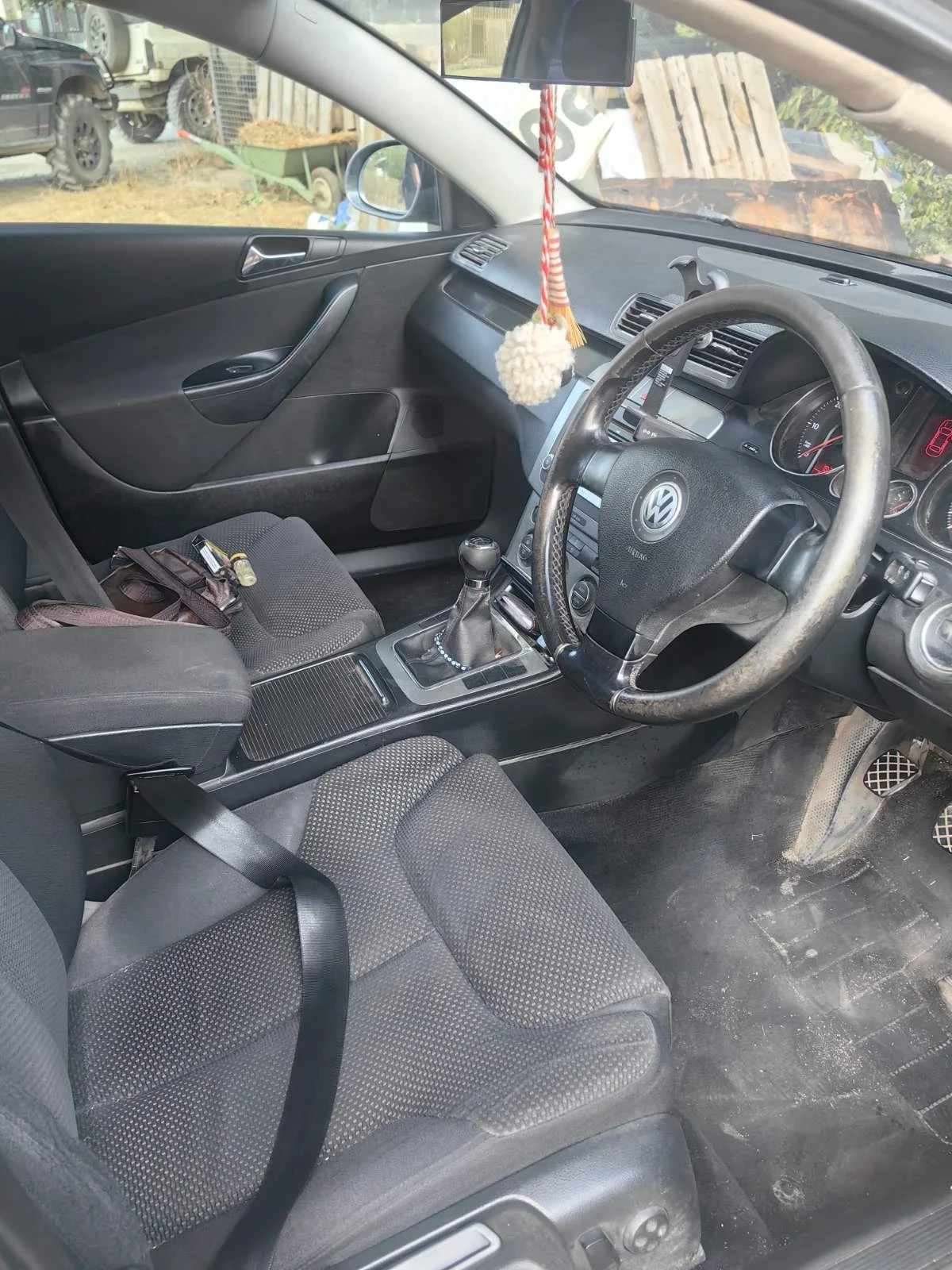 VW Passat, снимка 2 - Автомобили и джипове - 56107142