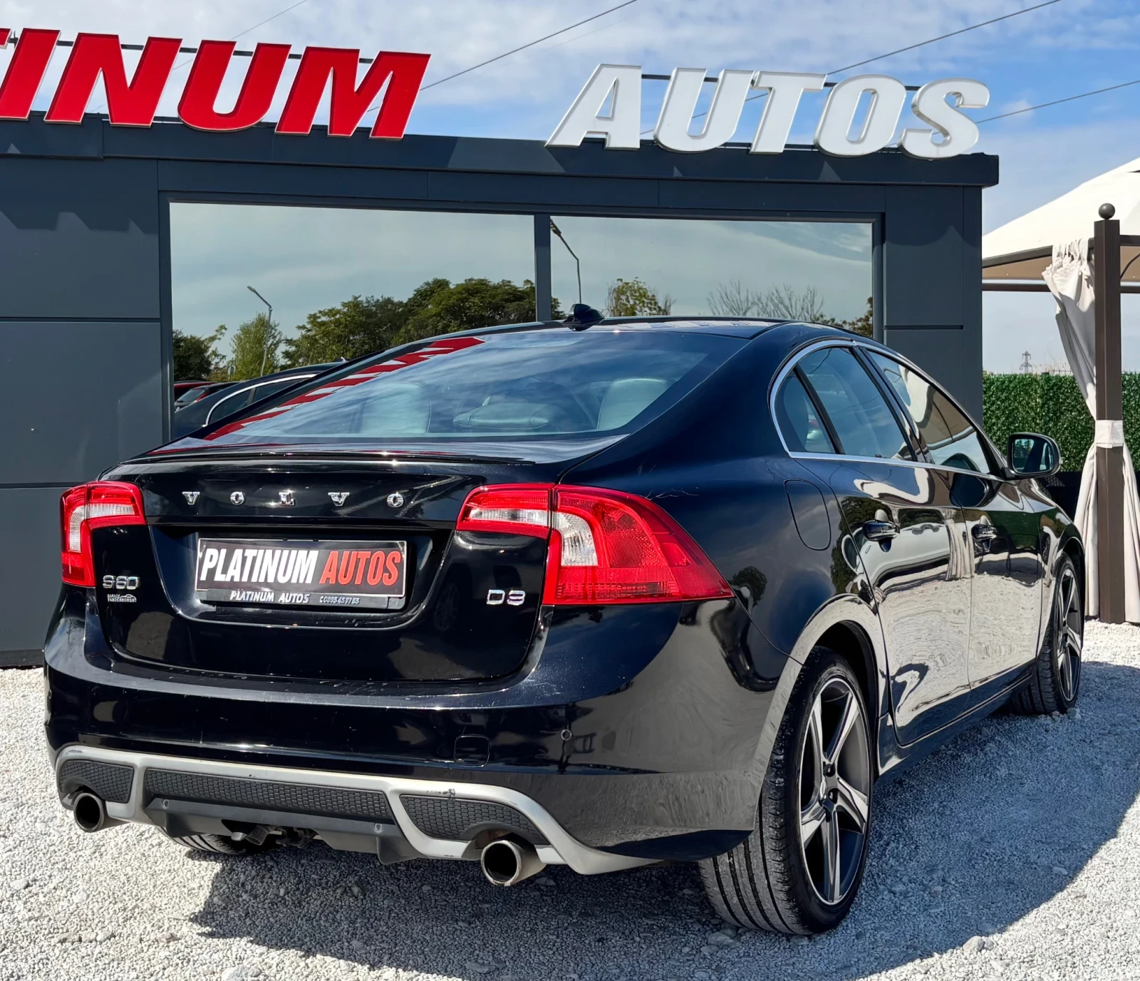 Volvo S60 2.0D/R-DESING/АВТОМАТ/NAVI/ПОДГРЕВ, снимка 7 - Автомобили и джипове - 56223481