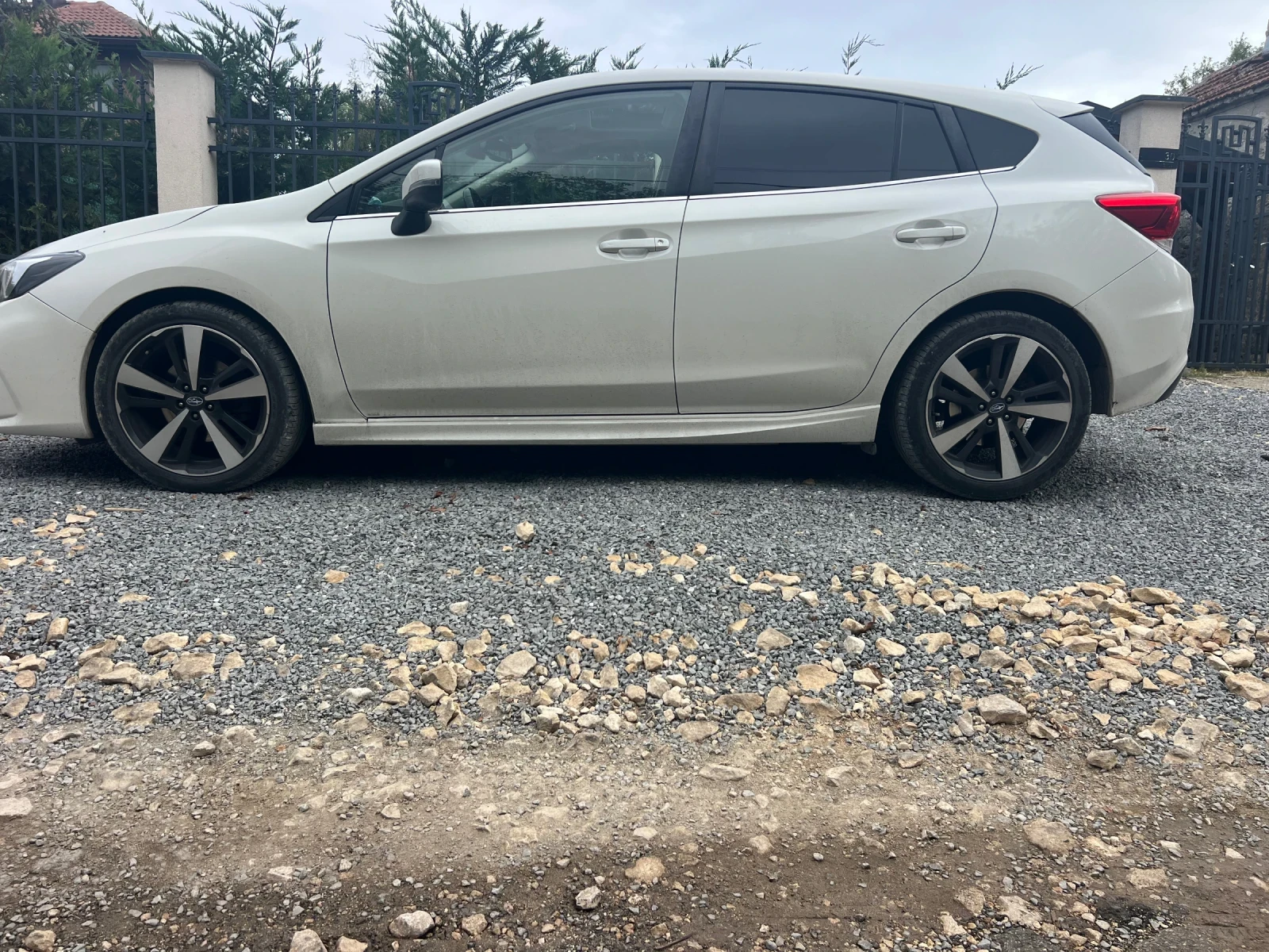 Subaru Impreza 1.6i, снимка 3 - Автомобили и джипове - 56231745