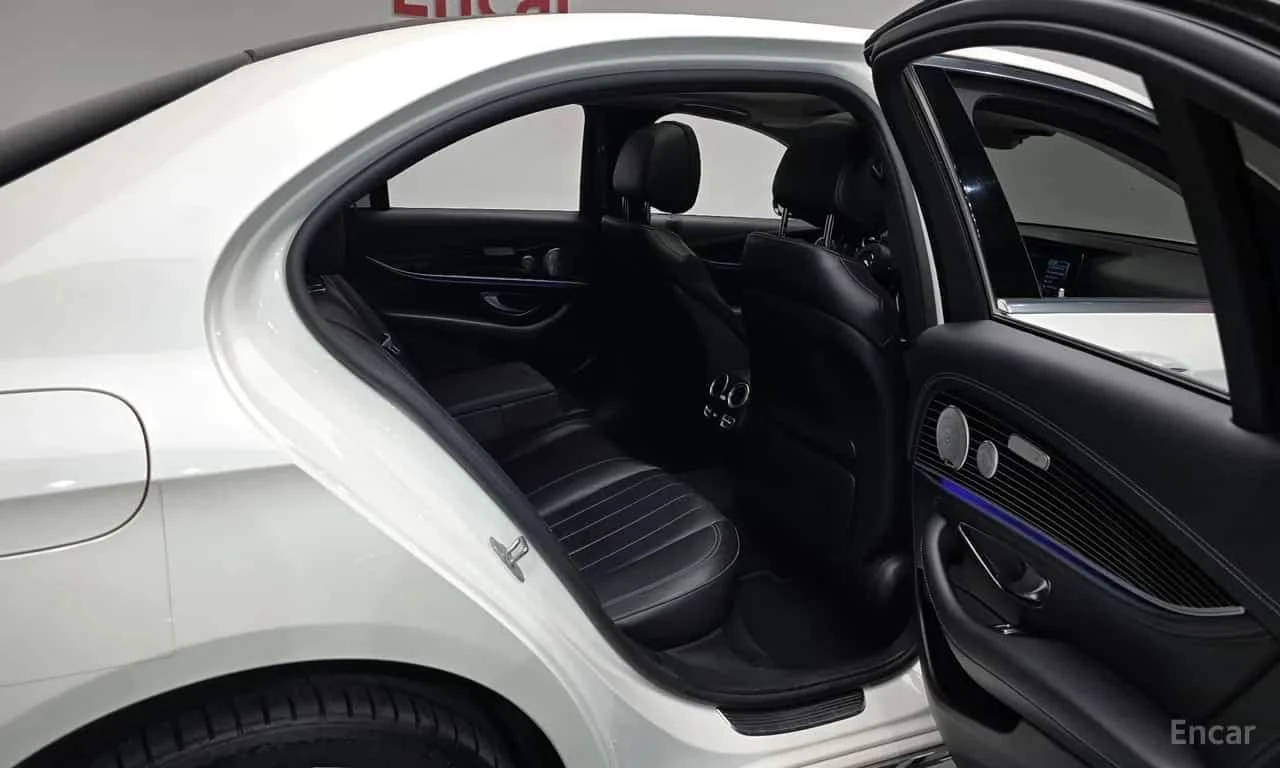 Mercedes-Benz E 400 4MATIC /���������/��������/���������/360 | Mobile.bg � ����������� 12