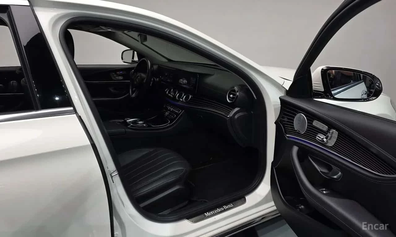 Mercedes-Benz E 400 4MATIC /���������/��������/���������/360 | Mobile.bg � ����������� 11
