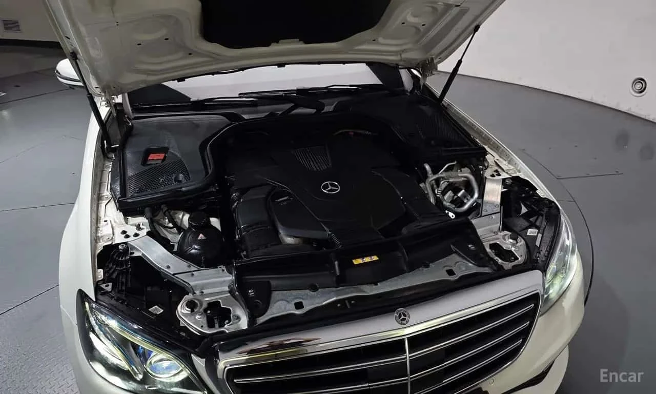 Mercedes-Benz E 400 4MATIC /���������/��������/���������/360 | Mobile.bg � ����������� 6