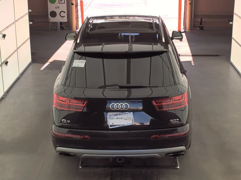 Audi Q7, снимка 6 - Автомобили и джипове - 49378325