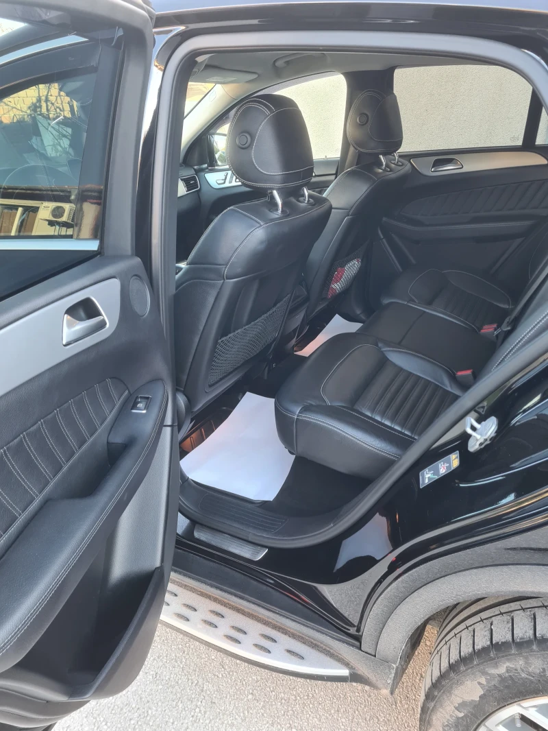 Mercedes-Benz GLE Coupe Окачването не е въздушно, AMG пакет , снимка 8 - Автомобили и джипове - 52408380