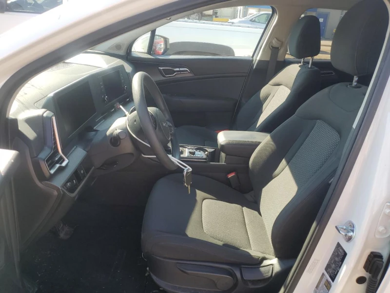 Kia Sportage LX, снимка 7 - Автомобили и джипове - 52543528