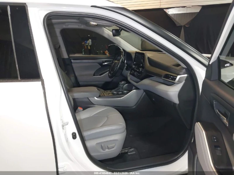 Toyota Highlander 3.5L V-6 DI, DOHC, VVT, 295HP All Wheel Drive, снимка 11 - Автомобили и джипове - 53095563