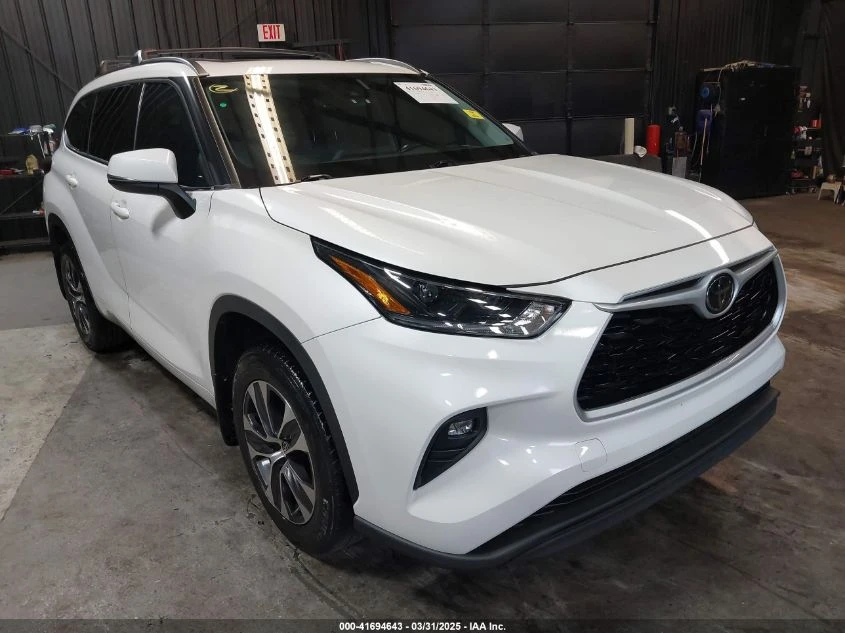 Toyota Highlander 3.5L V-6 DI, DOHC, VVT, 295HP All Wheel Drive, снимка 1