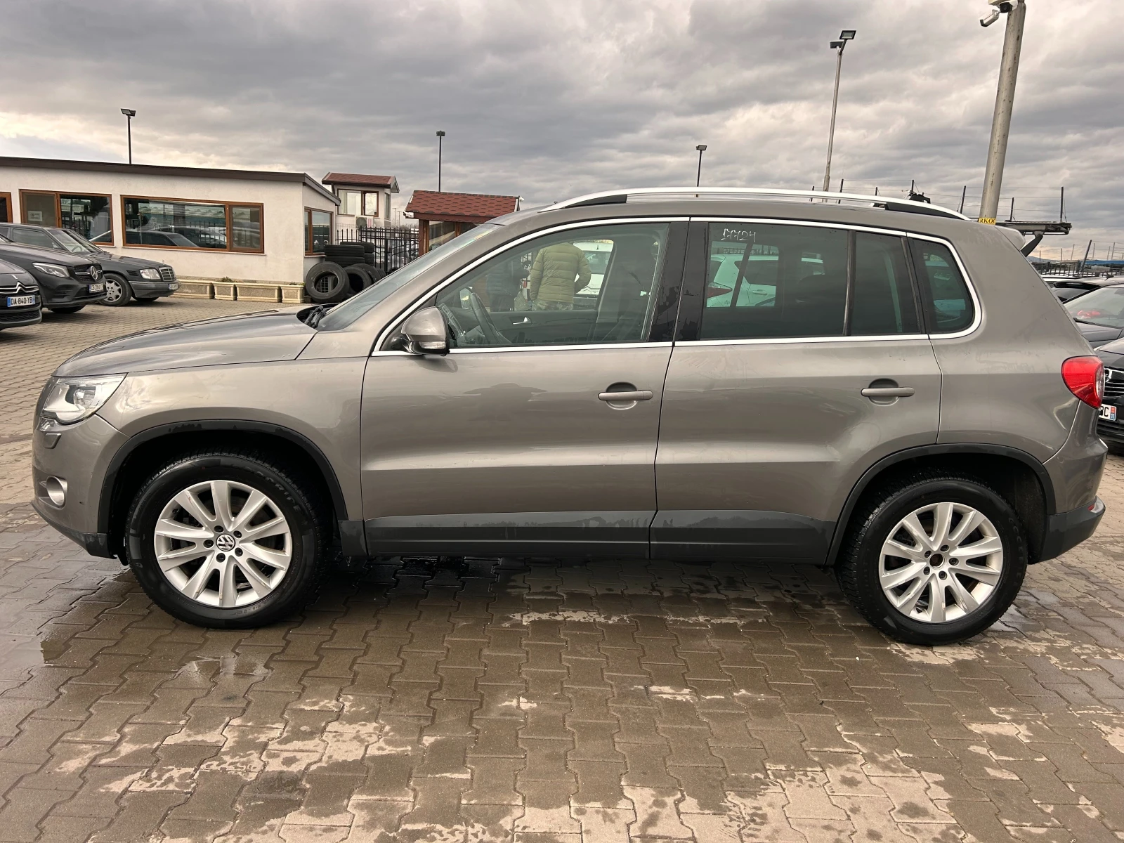 VW Tiguan 2.0TSI 4MOTION AVTOMAT/NAVI EURO 4 - изображение 9