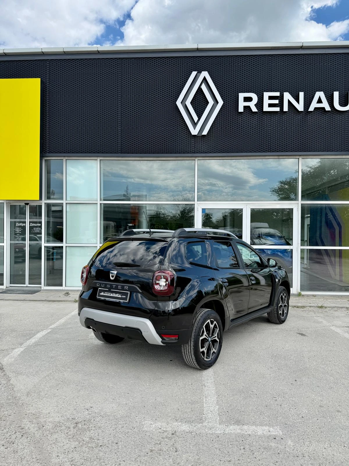 Dacia Duster N1 - Blue line 4x2 LPG  - изображение 2