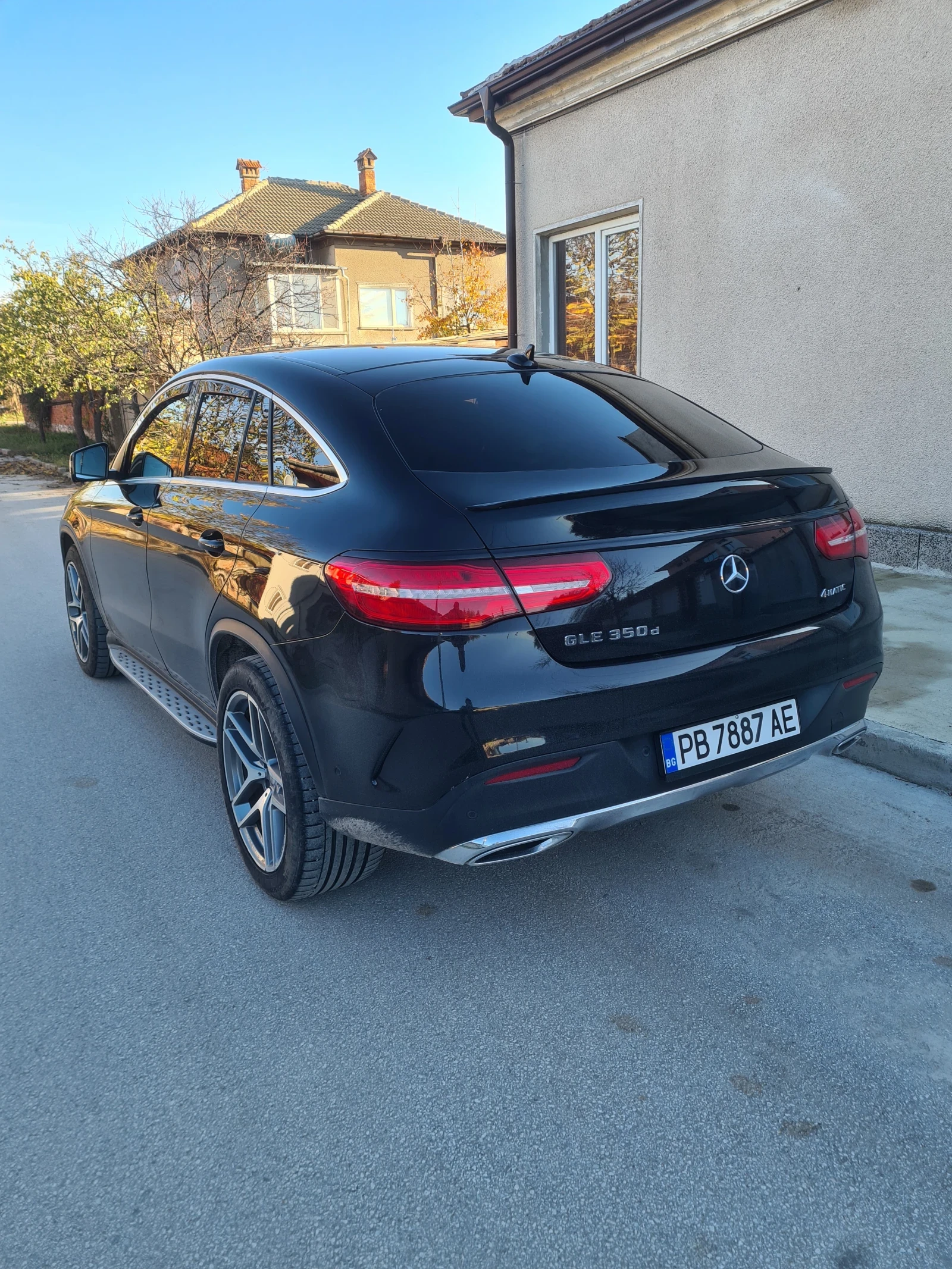 Mercedes-Benz GLE Coupe Окачването не е въздушно, AMG пакет  - изображение 3