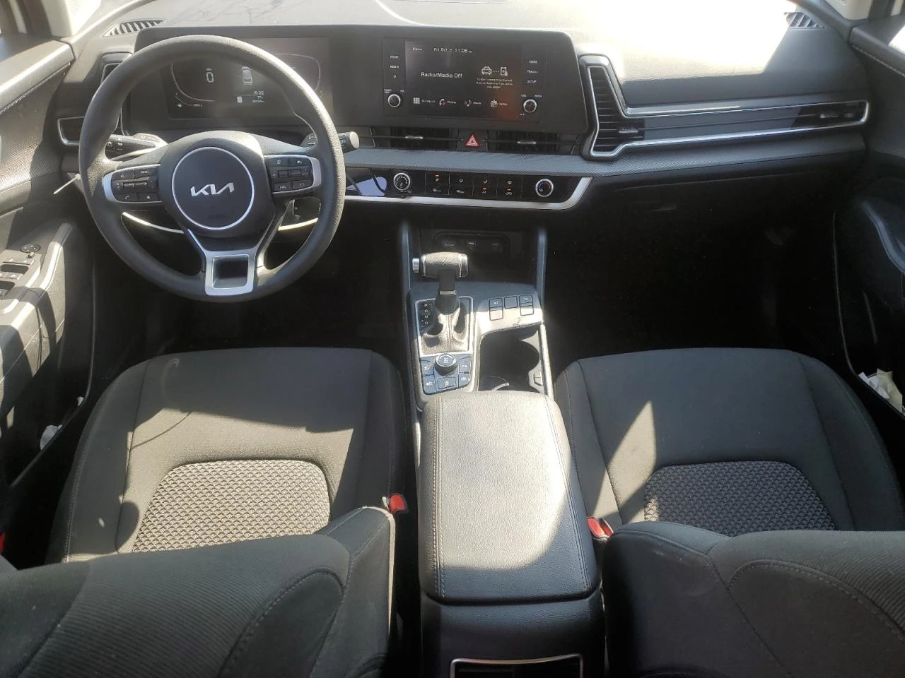 Kia Sportage LX - изображение 8