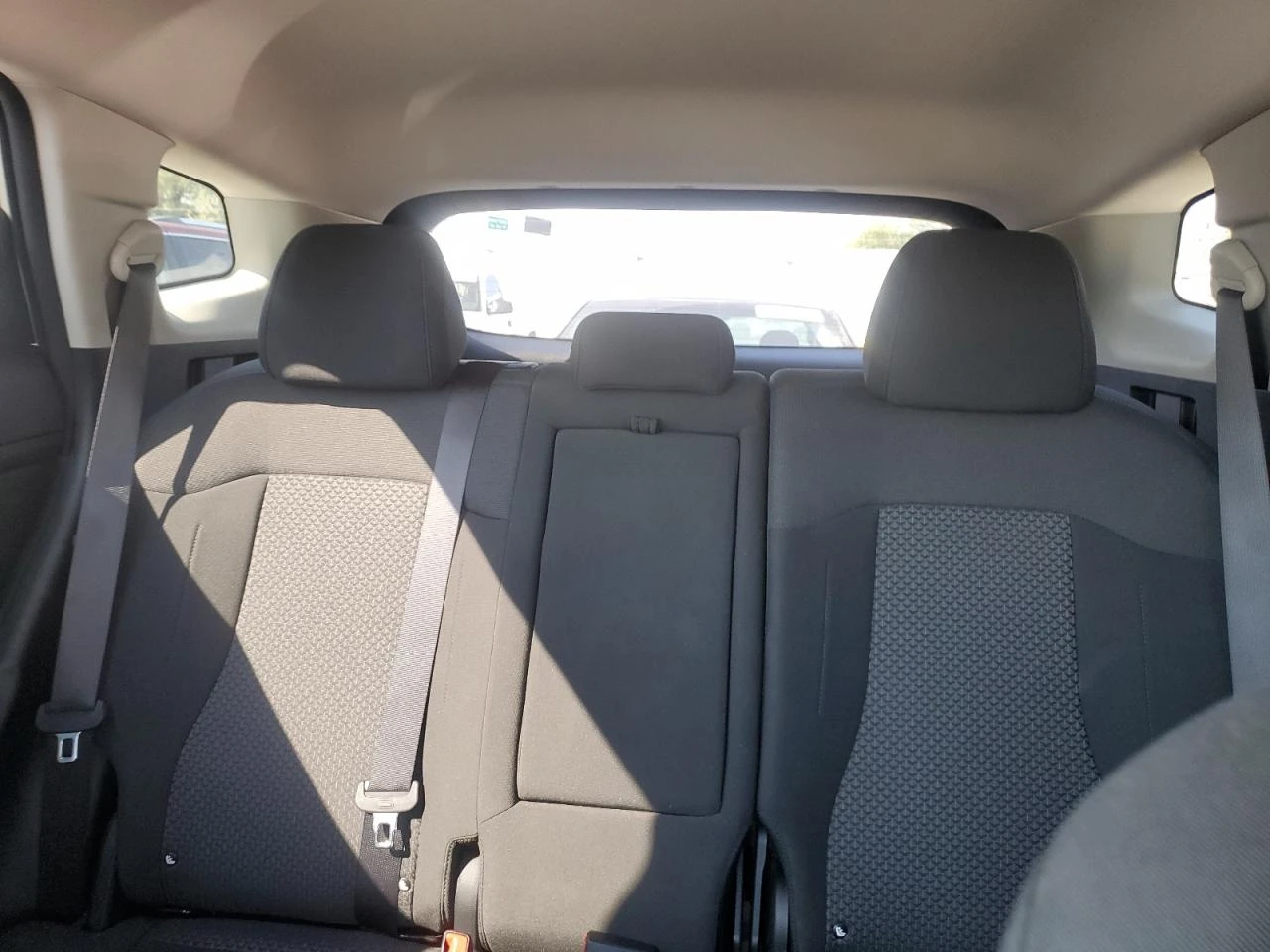 Kia Sportage LX - изображение 10