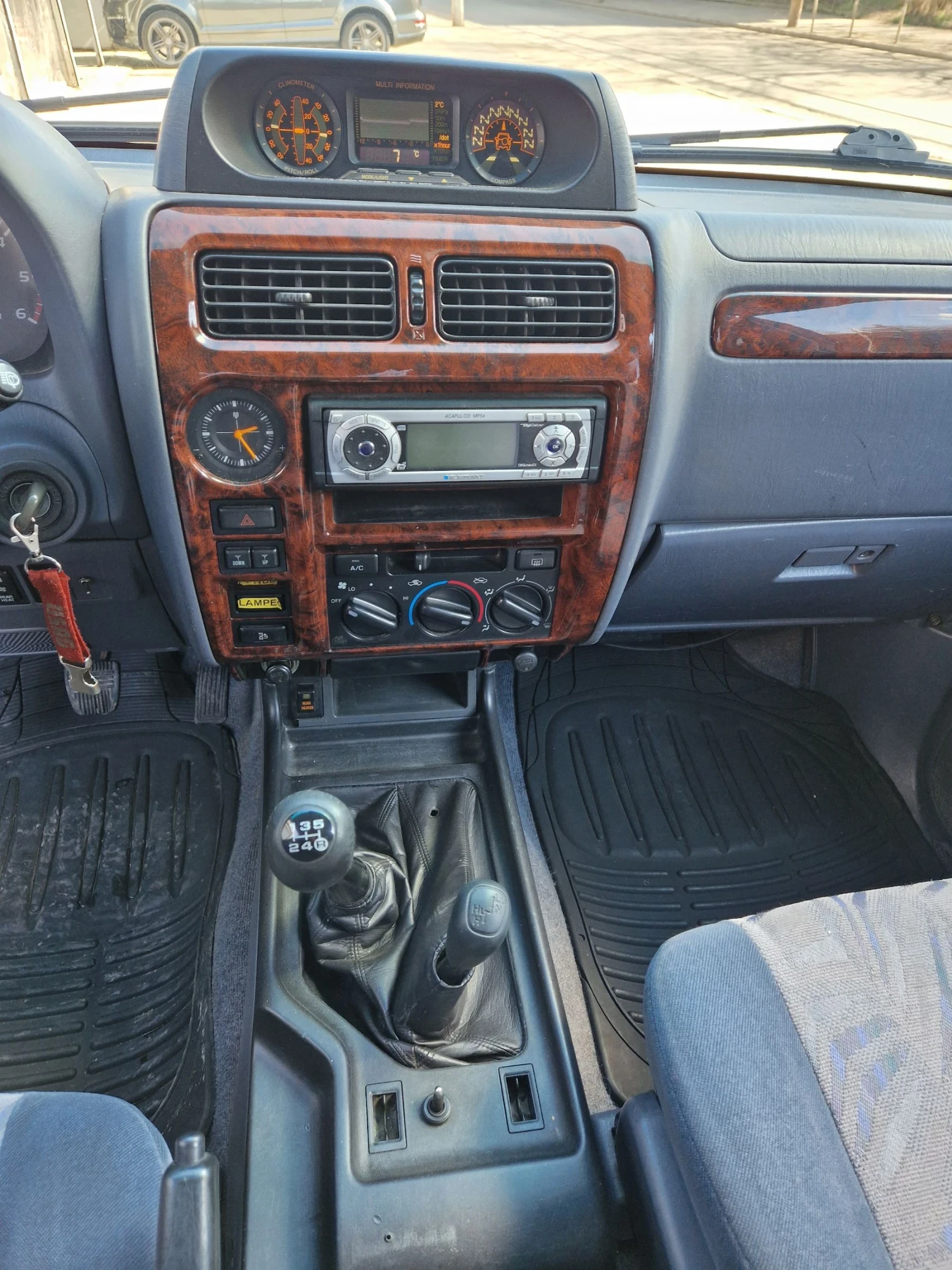 Toyota Land cruiser 3.0дизел, 125к.с, Ръчка - изображение 10