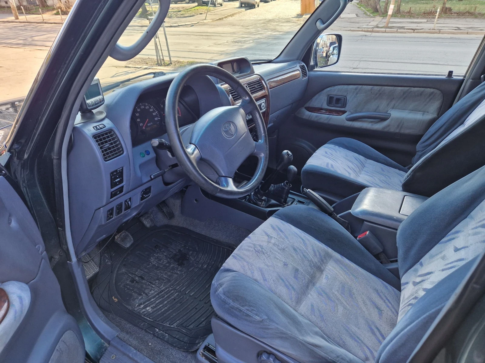 Toyota Land cruiser 3.0дизел, 125к.с, Ръчка - изображение 6