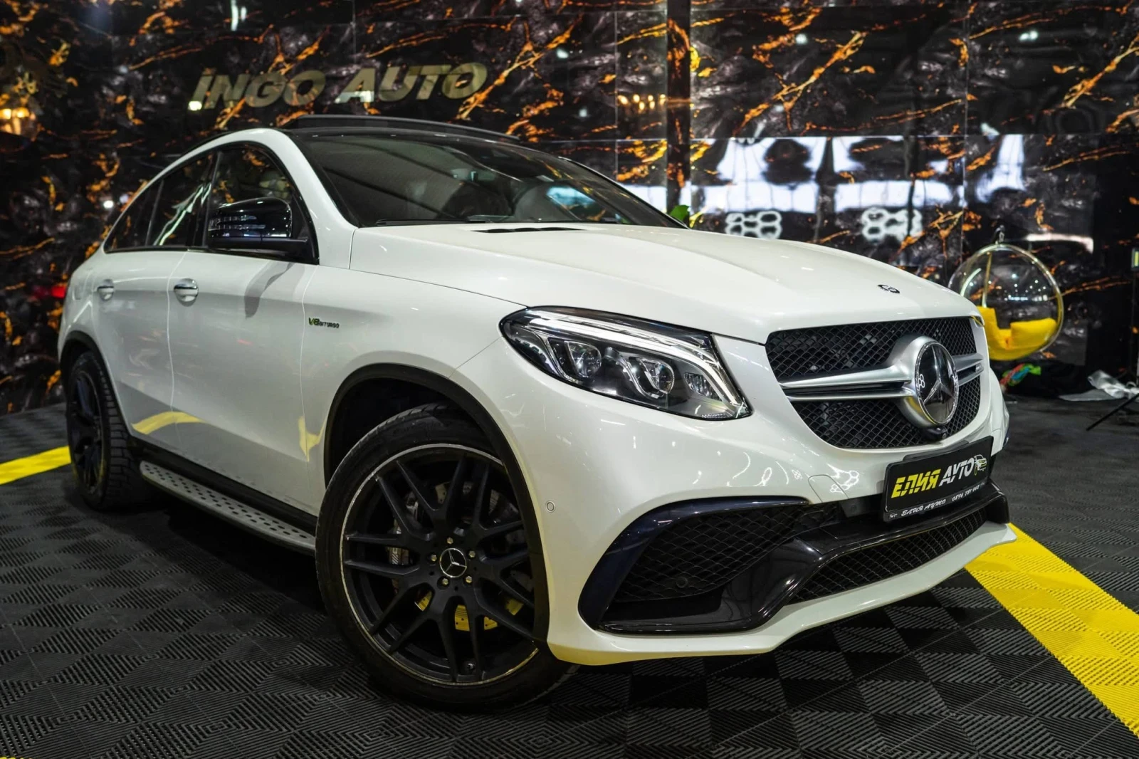 Mercedes-Benz GLE 63 S AMG V8 BITURBO LED DESIGNO ПАНО H&K ЛИЗИНГ 100%, снимка 4 - Автомобили и джипове - 53862510