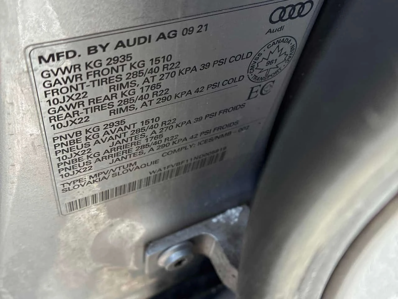 Audi Q8 * Technik * CARFAX * ЦЕНА ДО БГ, снимка 16 - Автомобили и джипове - 53981758