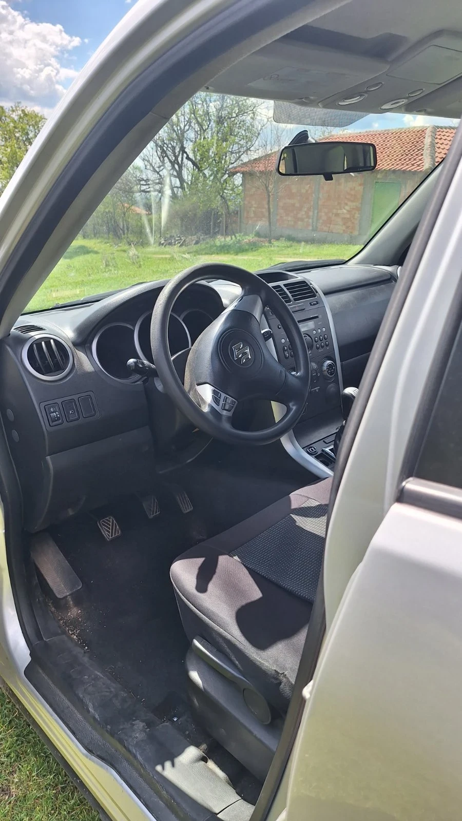 Suzuki Grand vitara, снимка 12 - Автомобили и джипове - 54137889