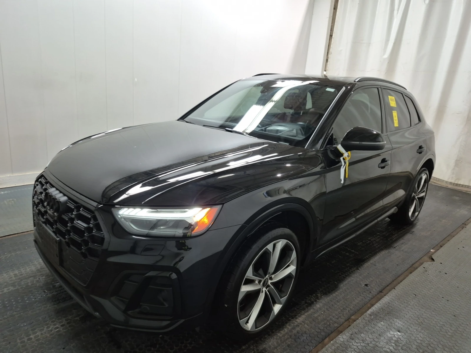 Audi SQ5 PRESTIGE* VIRTUAL* ПОДГРЕВ* PANO* М.точка* КАМЕРА*, снимка 2 - Автомобили и джипове - 54185408