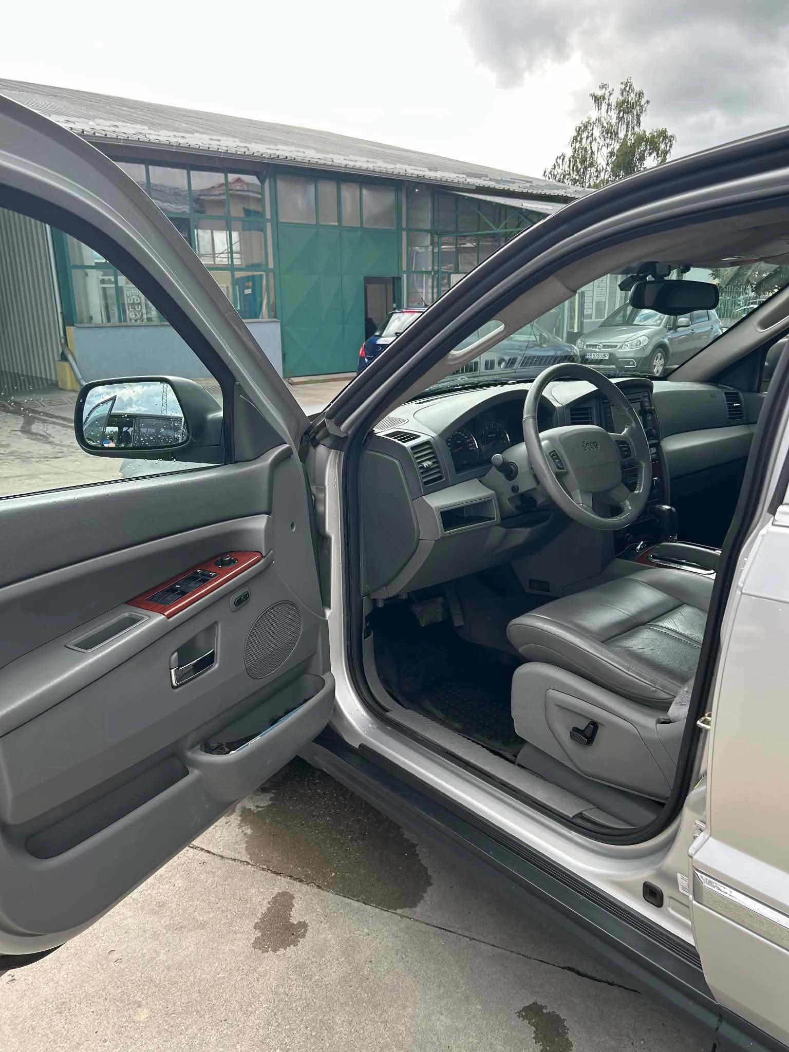 Jeep Grand cherokee, снимка 3 - Автомобили и джипове - 54828486