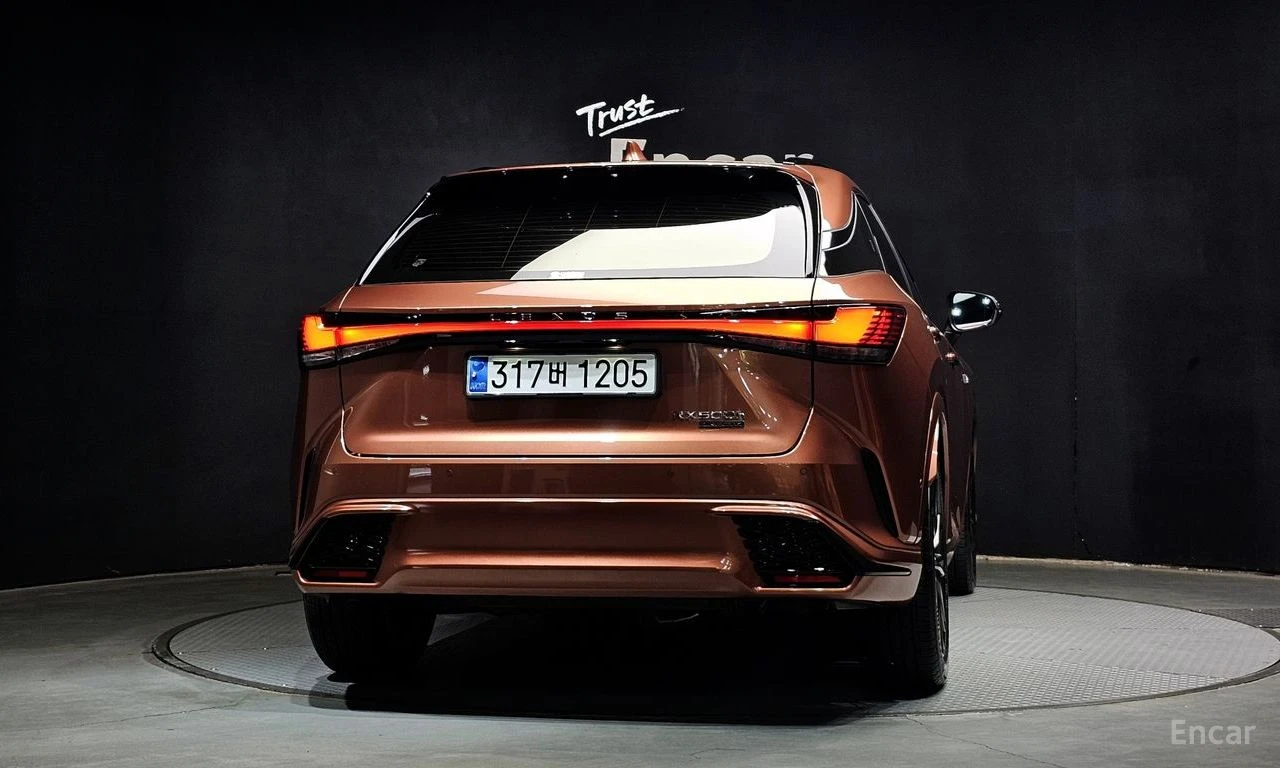 Lexus RX 500h ДИСТРОНИК * ОБДУХВАНЕ * HEAD-UP * M/L, снимка 5 - Автомобили и джипове - 55217035