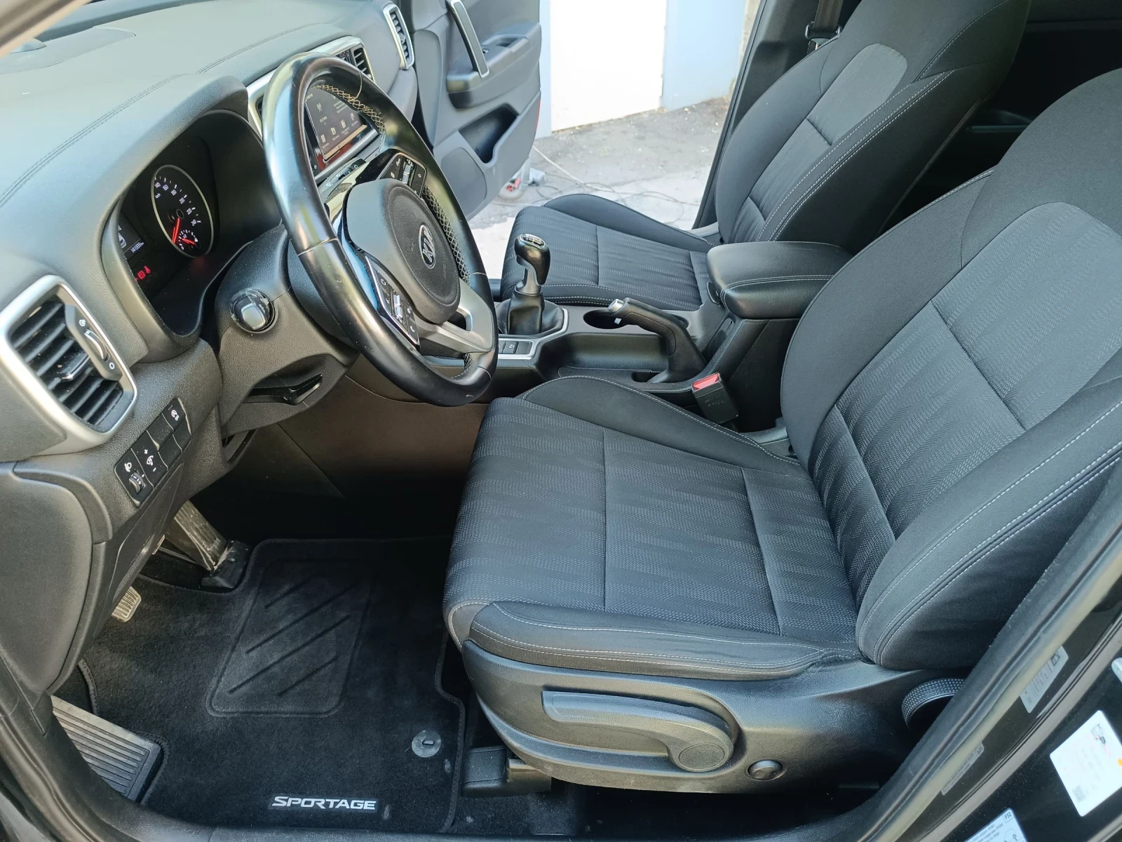 Kia Sportage 1.6 GDI ������ -��� 141000 | Mobile.bg � ����������� 12