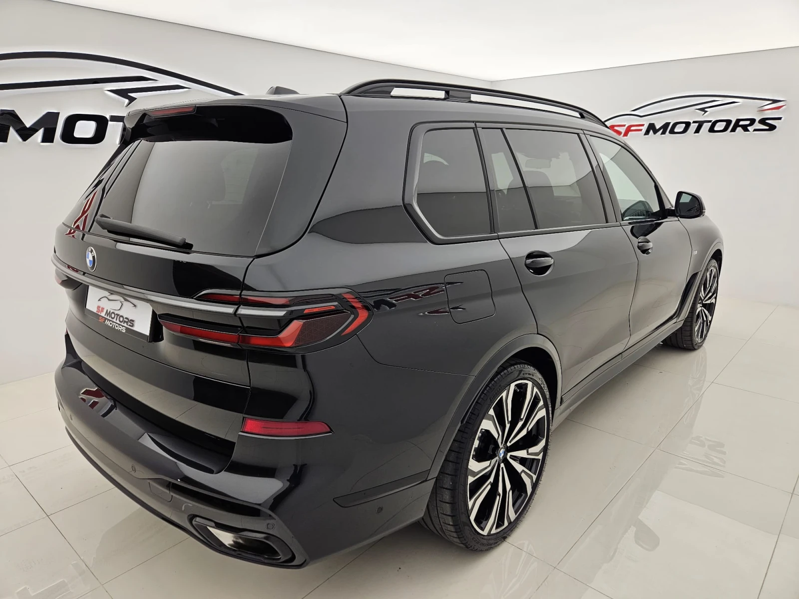 BMW X7 M Sport\Bowers&Wilkins\xDrive\40d , снимка 4 - Автомобили и джипове - 55698489