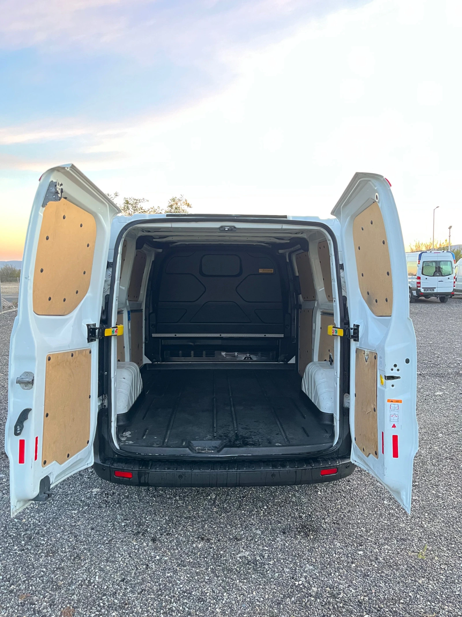 Ford Transit CUSTOM 2.2  | Mobile.bg   16